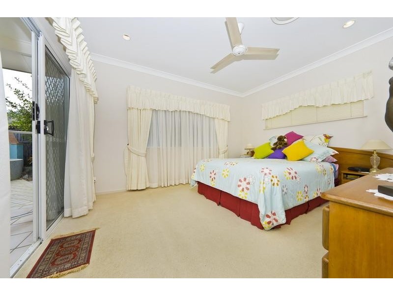 55 Summer Hill Drive, Mooroobool QLD 4870
