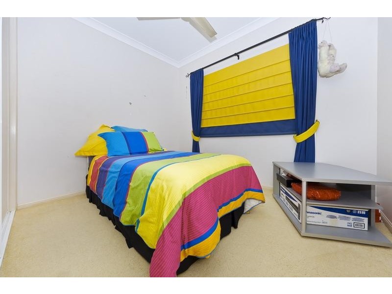55 Summer Hill Drive, Mooroobool QLD 4870