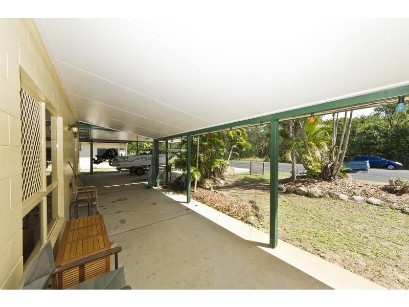 78 Wistaria Street, Holloways Beach QLD 4878