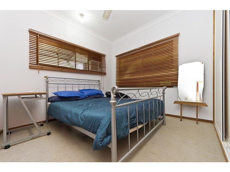 78 Wistaria Street, Holloways Beach QLD 4878