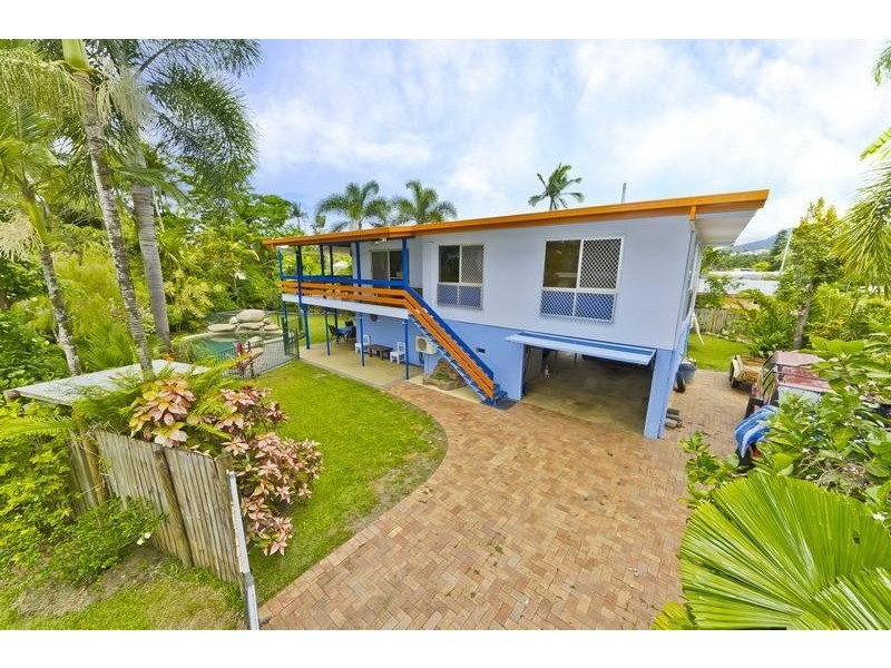 Manoora QLD 4870