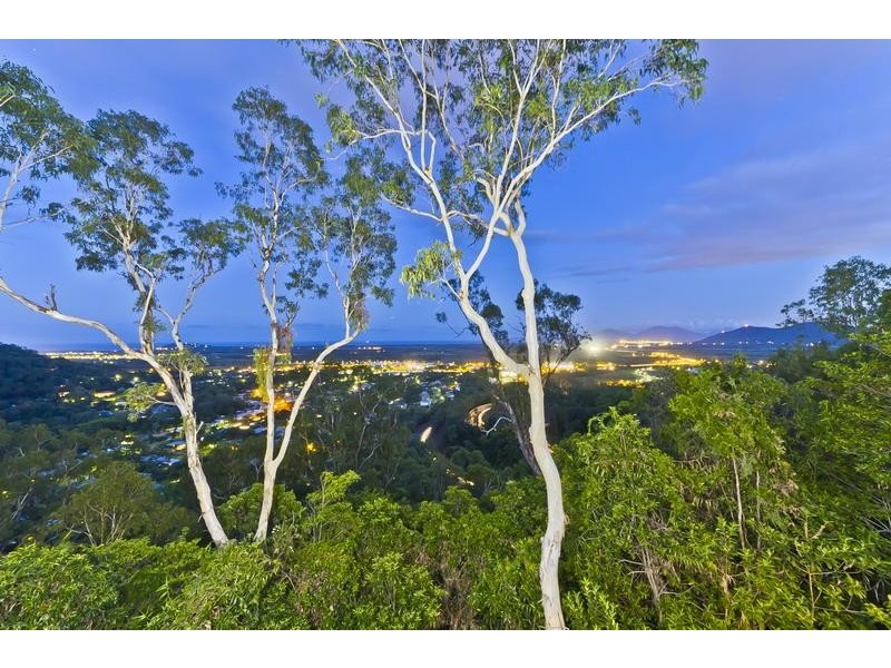 39-41 Chatham Terrace, Smithfield QLD 4878