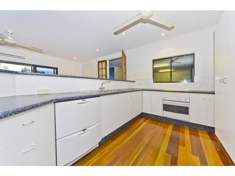 39-41 Chatham Terrace, Smithfield QLD 4878