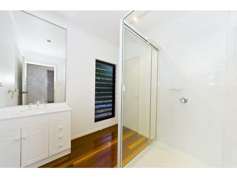 39-41 Chatham Terrace, Smithfield QLD 4878