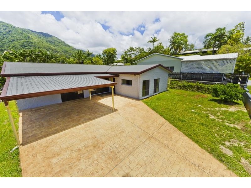 3 Brett Street, Mooroobool QLD 4870