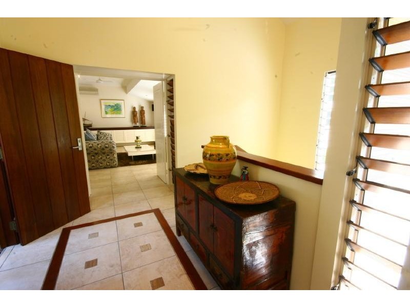 27/7 Tari Place, Trinity Beach QLD 4879