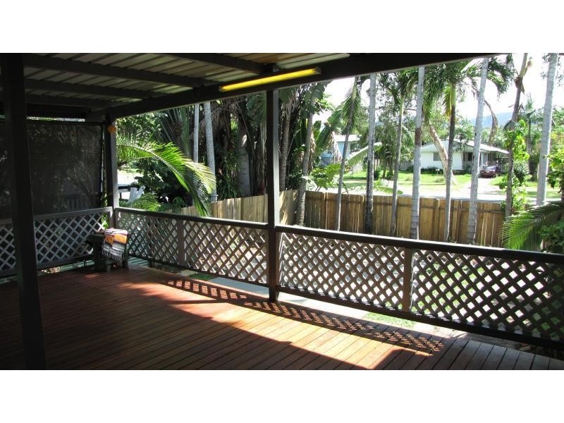 15 Shearer Avenue, Manunda QLD 4870