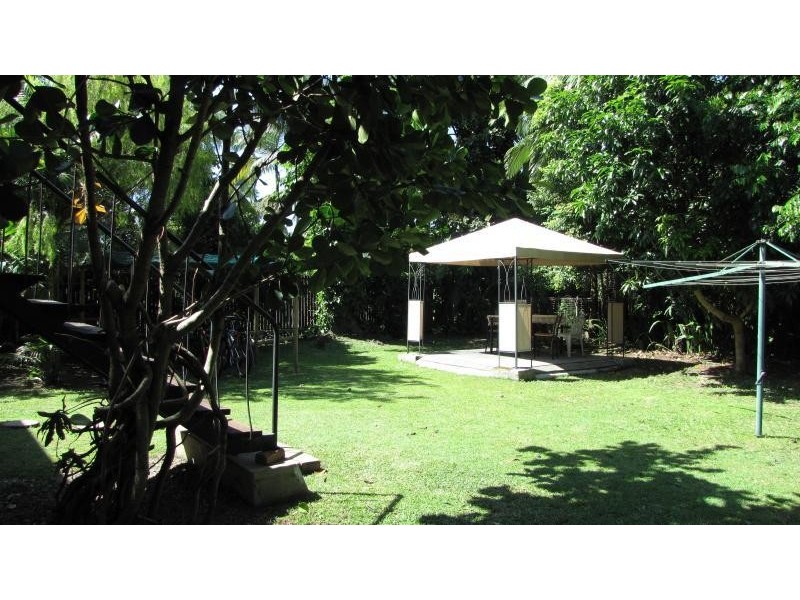 36 Jones Street, Westcourt QLD 4870