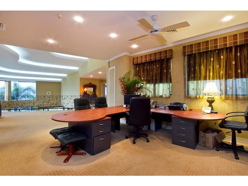 13 Knott Court, Whitfield QLD 4870