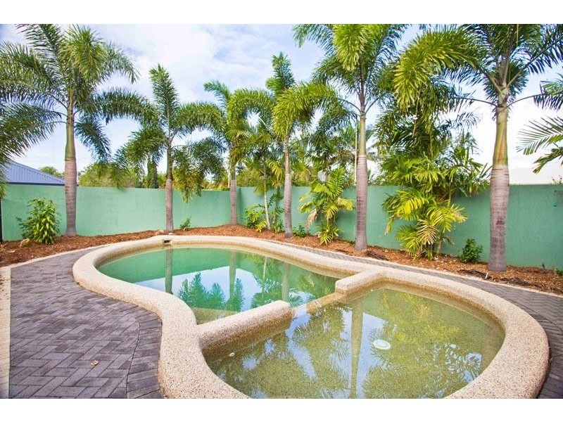 30A Charles Street, Cairns North QLD 4870