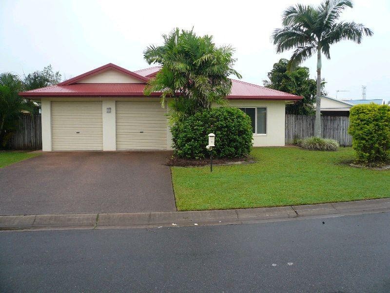3 Colonial Close, Redlynch QLD 4870