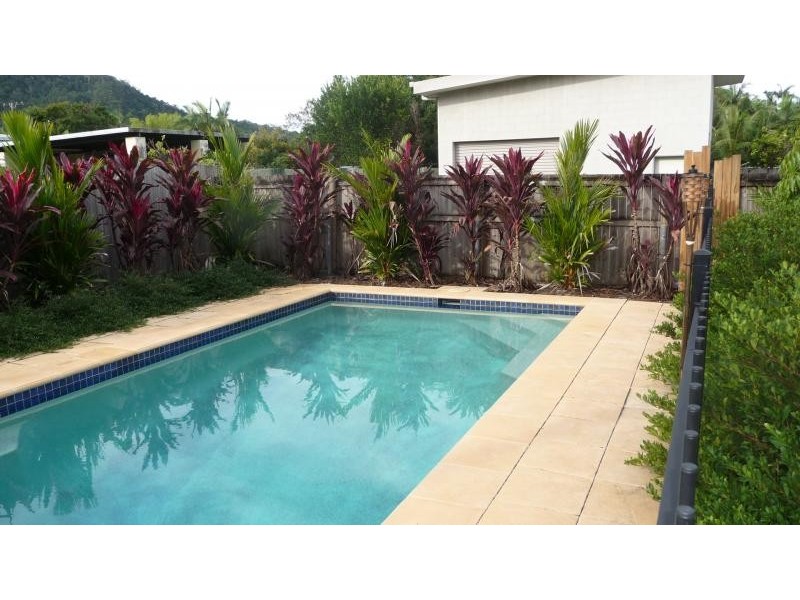 210 Greenslopes Street, Edge Hill QLD 4870