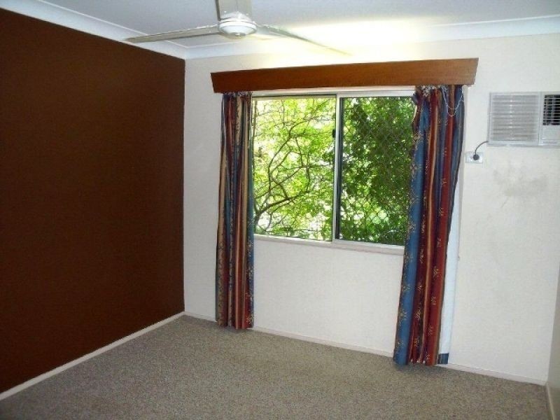 3 Gloucester St, Whitfield QLD 4870