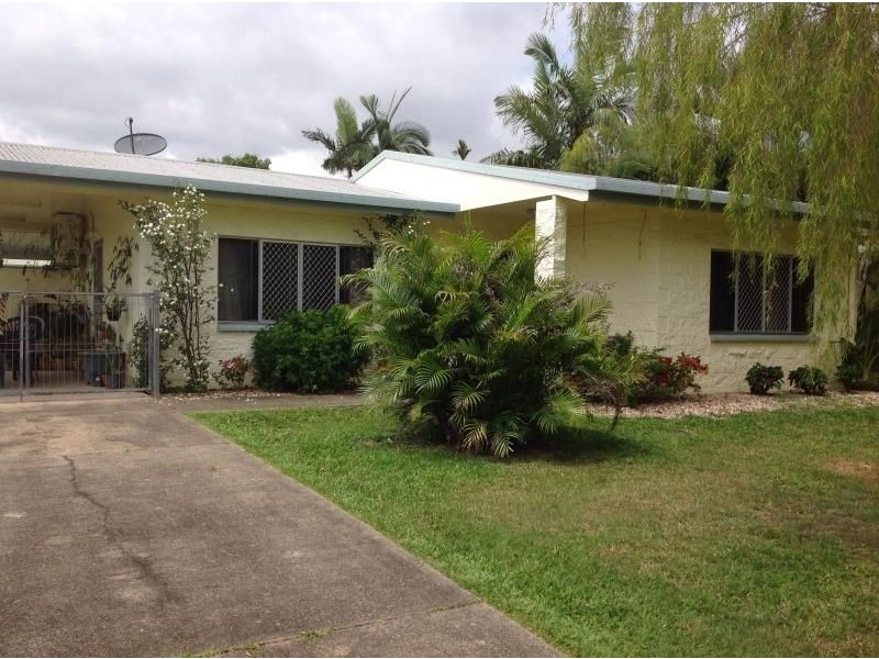 17 Idaho Close WHITE ROCK, White Rock QLD 4868