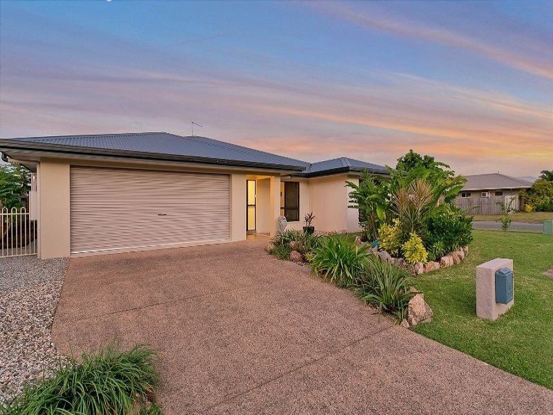 2 Goldberg Close, White Rock QLD 4868