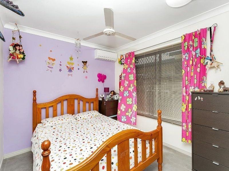 2 Goldberg Close, White Rock QLD 4868