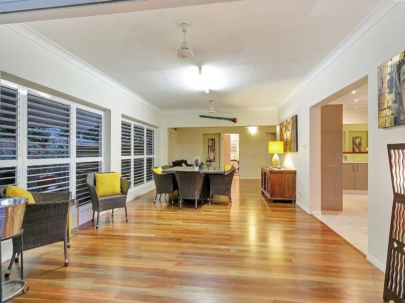 6 Watkins Close, Mooroobool QLD 4870