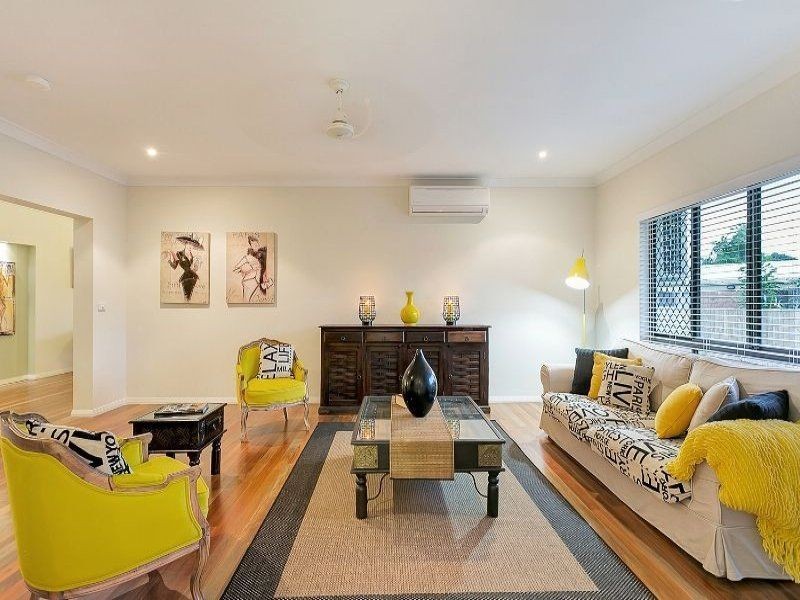 6 Watkins Close, Mooroobool QLD 4870