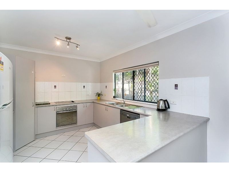 16 Howie Close, Kewarra Beach QLD 4879