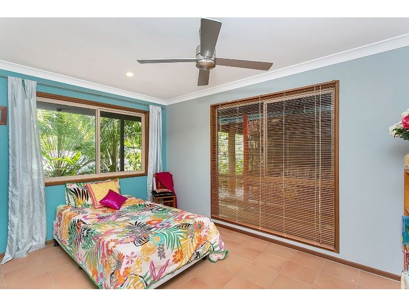 2 Jagera Close, Kamerunga QLD 4870