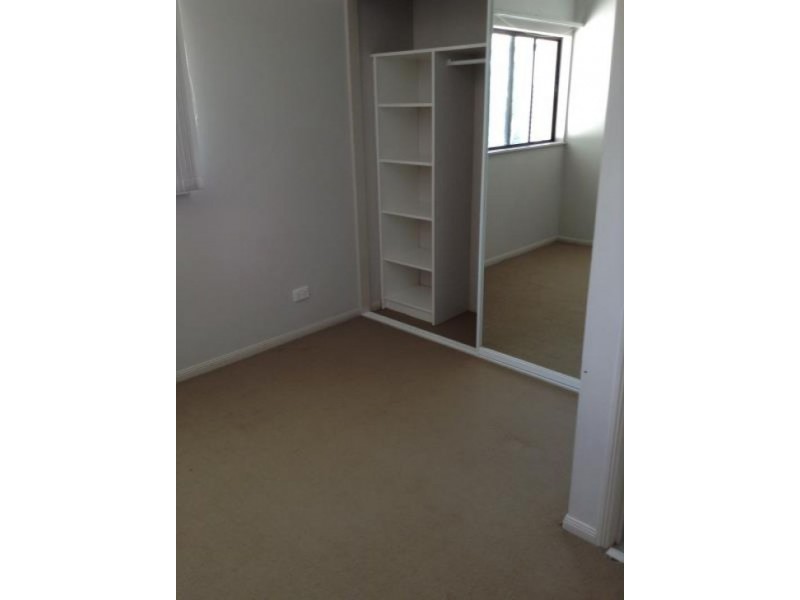 16/4-6 Olive Street, Manoora QLD 4870