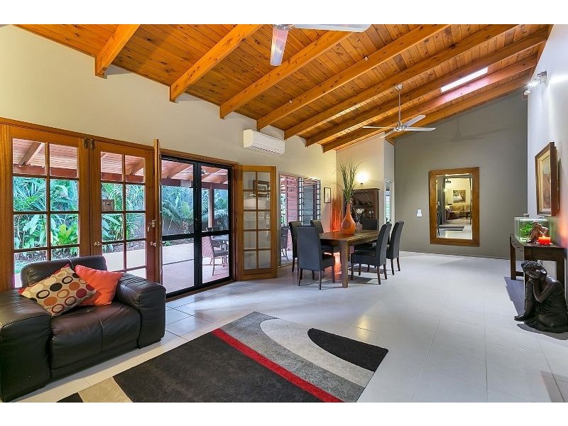 52 Yule Ave, Clifton Beach QLD 4879