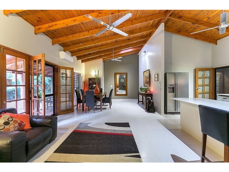 52 Yule Ave, Clifton Beach QLD 4879