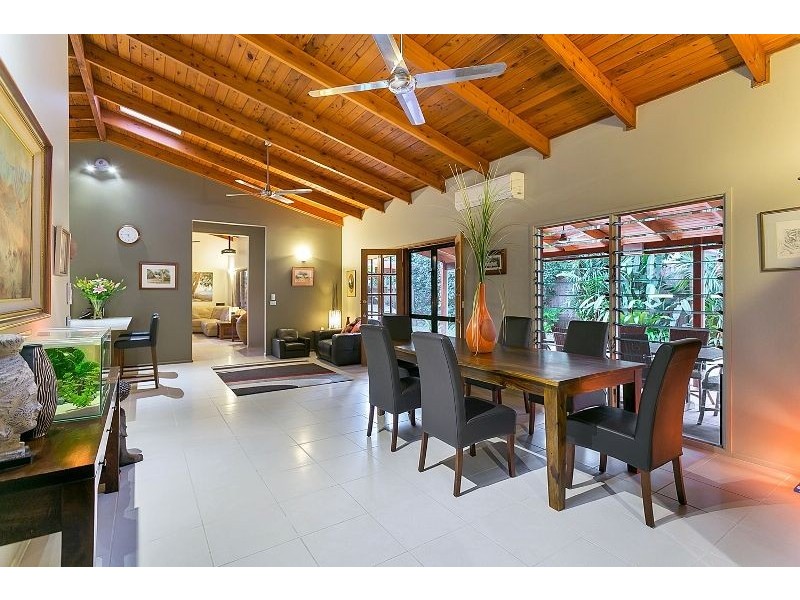 52 Yule Ave, Clifton Beach QLD 4879