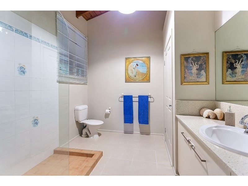 52 Yule Ave, Clifton Beach QLD 4879