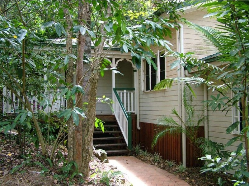 3 Cedrela Close, Cairns Rainforest Estate, Kamerunga QLD 4870