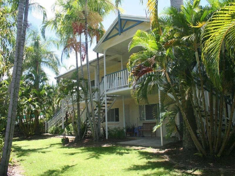 2/13 Springfield Crescent, Manoora QLD 4870