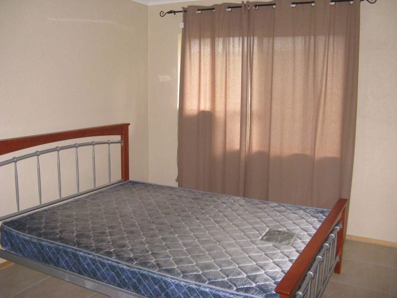 4/239 Lyons Street, Westcourt QLD 4870