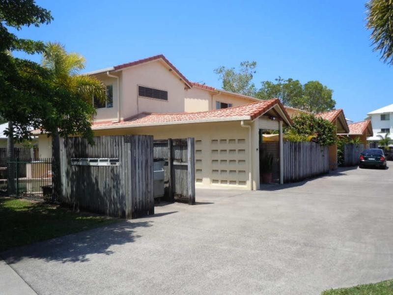 4/18 Oyster Court, Trinity Beach QLD 4879