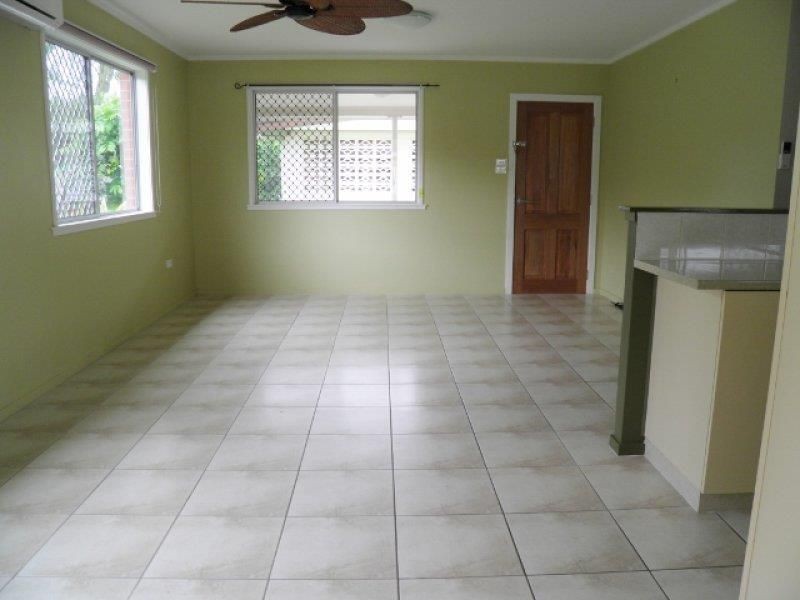 11 Purbeck Place, Edge Hill QLD 4870