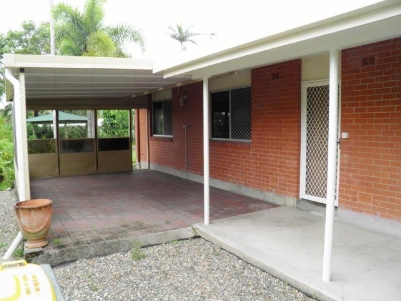 11 Purbeck Place, Edge Hill QLD 4870