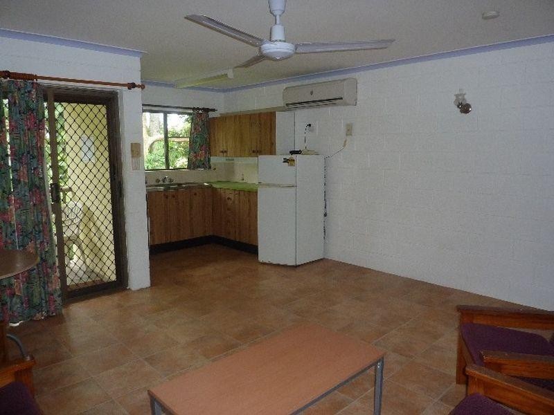 9/178 Martyn Street, Manunda QLD 4870