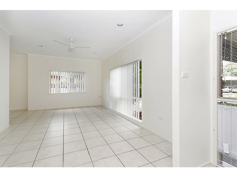 10 Finch Street, Bayview Heights QLD 4868