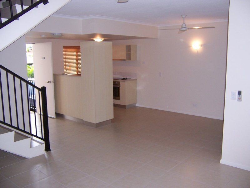 306/11-15 Charlekata Close, Freshwater QLD 4870