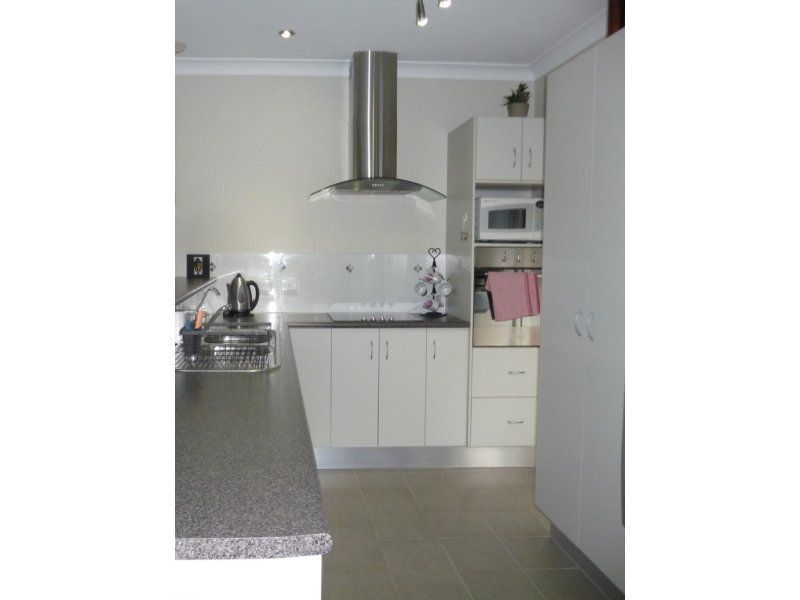10 Ellibank Close, Bentley Park QLD 4869