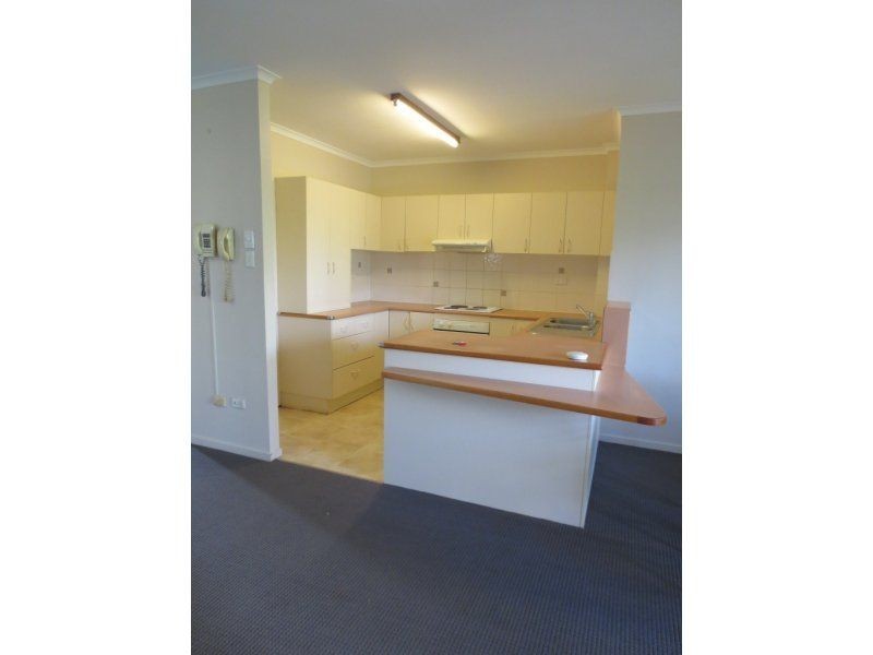 3/271 Lake Street, Cairns City QLD 4870