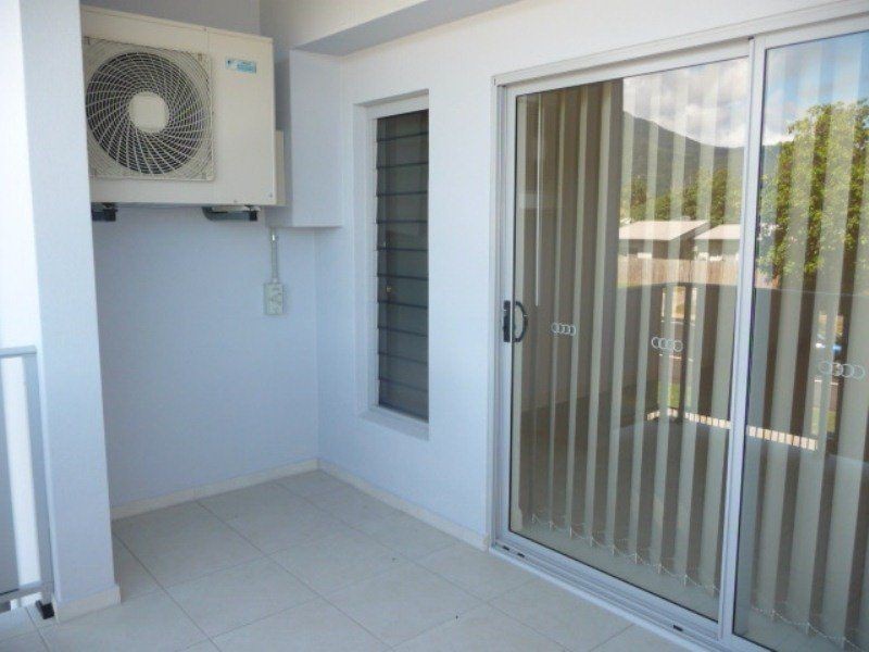 5/2 Golden Grove Drive, Bentley Park QLD 4869