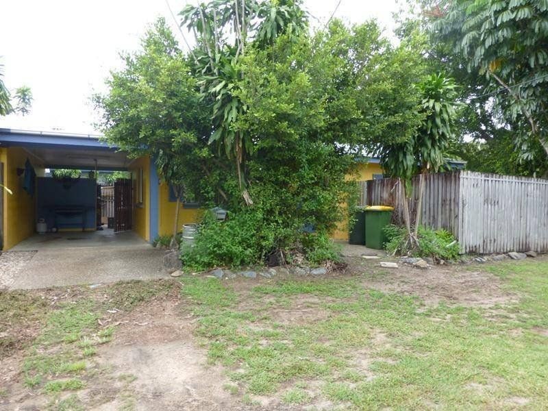 44 Christensen Street, Machans Beach QLD 4878