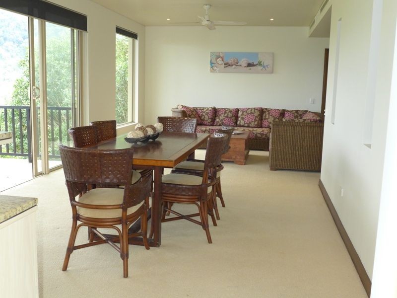 8/13 Colonel Cummings Drive, Palm Cove QLD 4879