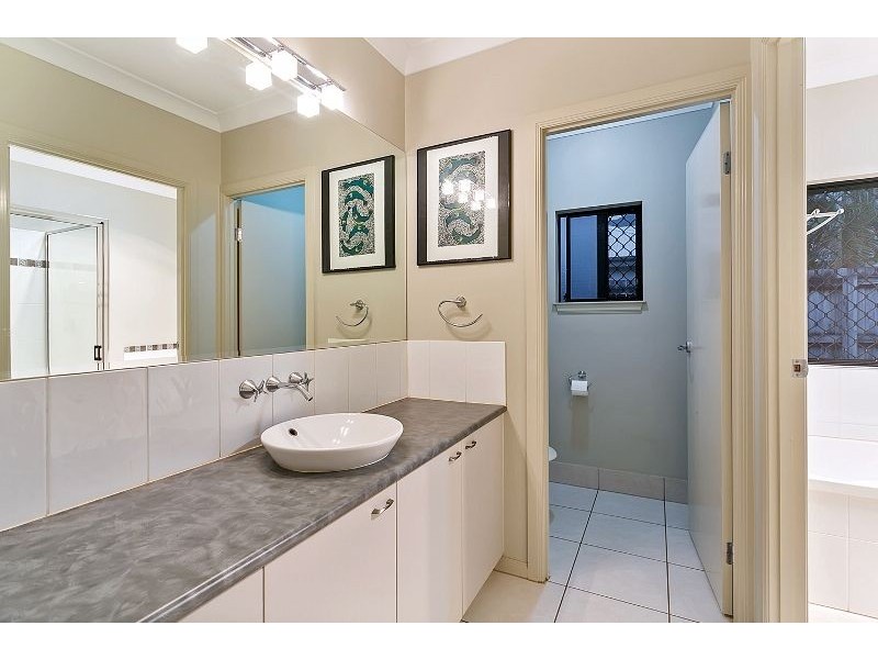 6 Woodlock Avenue, Edmonton QLD 4869