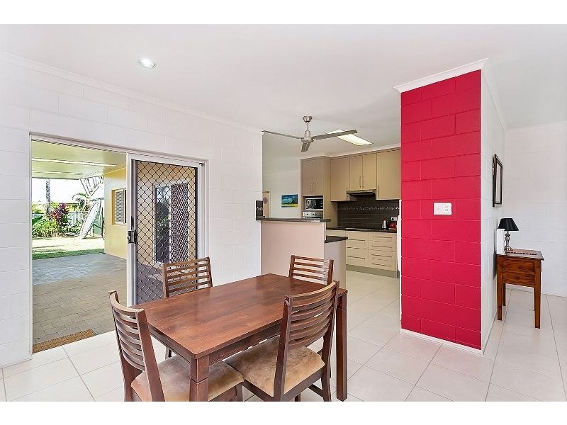 3 Summerhill Drive, Mooroobool QLD 4870