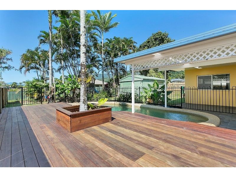 3 Summerhill Drive, Mooroobool QLD 4870