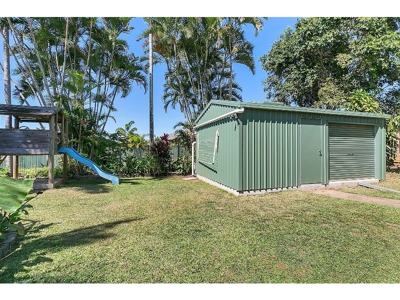 3 Summerhill Drive, Mooroobool QLD 4870