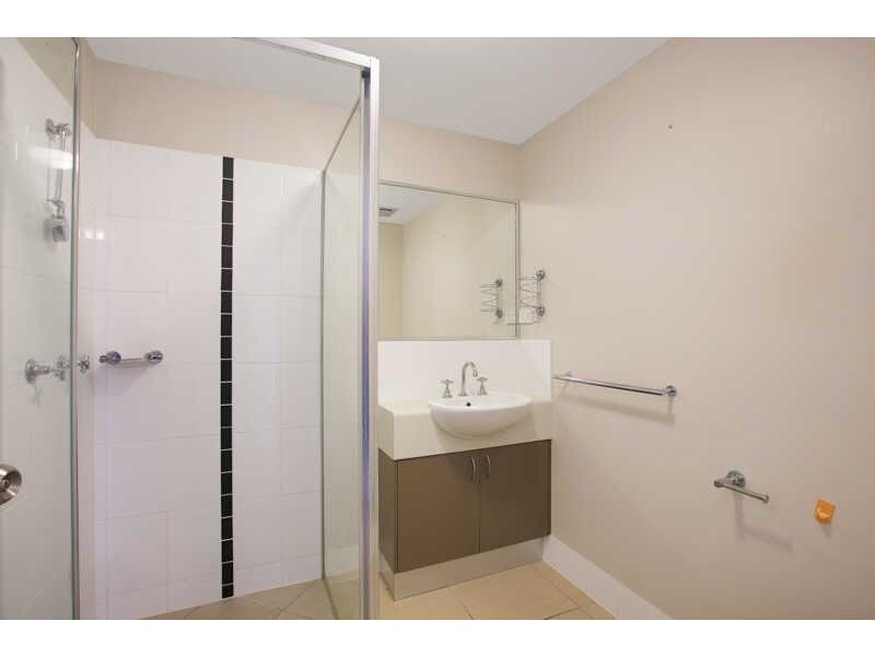 113/92-98 Digger Street, Cairns North QLD 4870