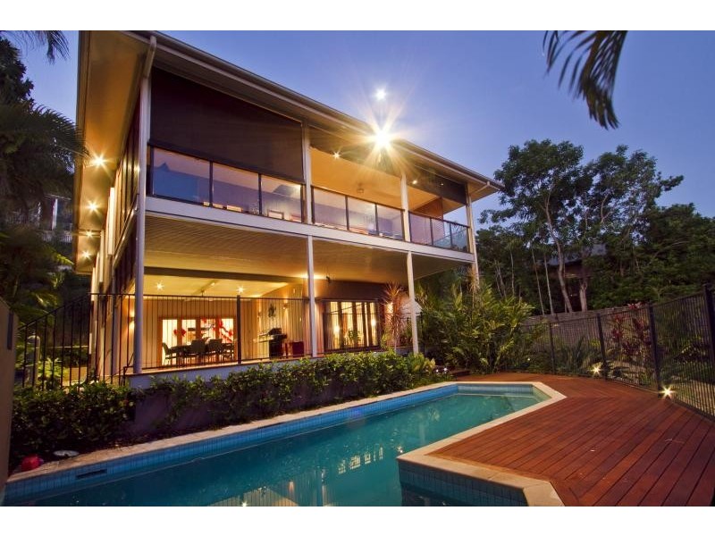 2 Queenley Close, Edge Hill QLD 4870