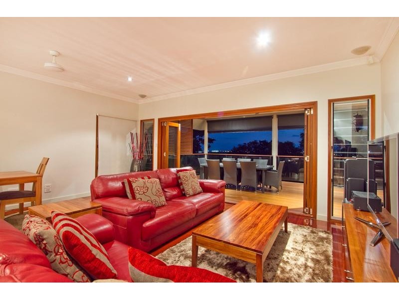 2 Queenley Close, Edge Hill QLD 4870